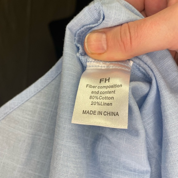 NWOT Linen and Cotton Blend Light Blue Button-Down Shirt - Women - Picture 8 of 8